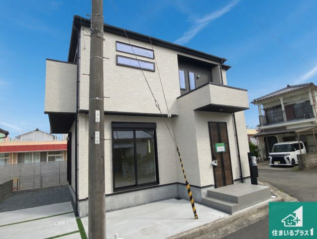 加古川市平岡町高畑　新築一戸建ての外観|お客様に長く安心して住んでいだだける事にこだわった家づくり！住んでからのアフターサービスにもしっかりと取り組んでいます！