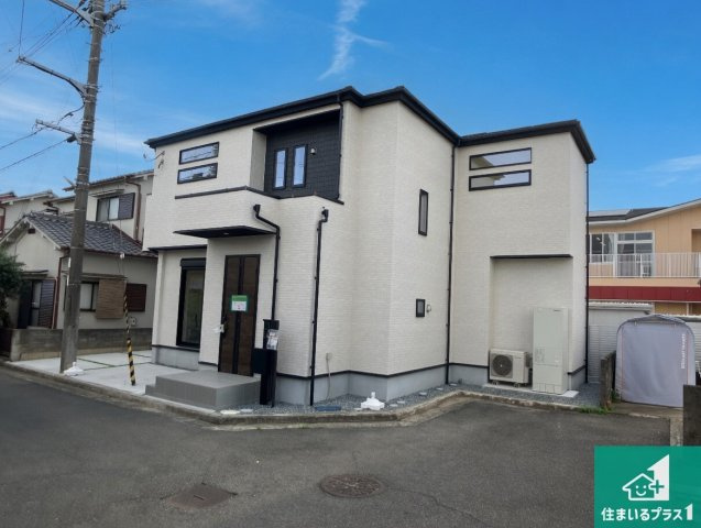 加古川市平岡町高畑　新築一戸建ての外観|安心の10年保証！外観を美しく保ち、雨水で汚れを落とします！気になることがありましたら、お気軽にお問い合わせください！