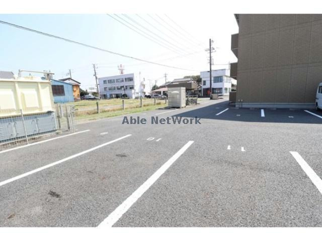 グランドゥール三笠山の駐車場|駐車場
