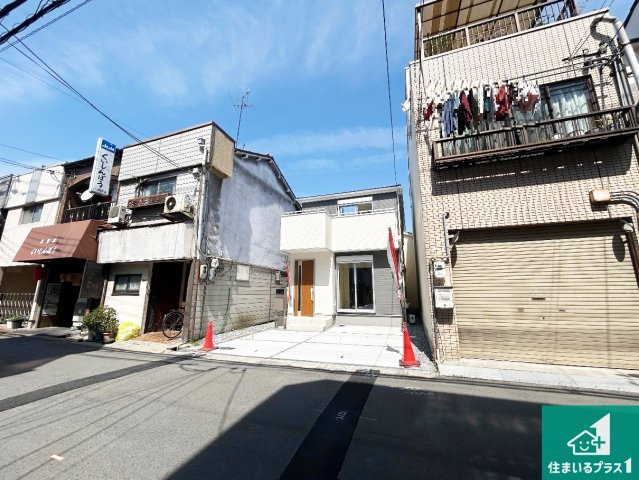 大阪市生野区田島　新築一戸建ての外観|周辺は落ち着いた街並みの住宅地！子育てがしやすい住環境です！気になることがありましたら、お気軽にお問い合わせください！