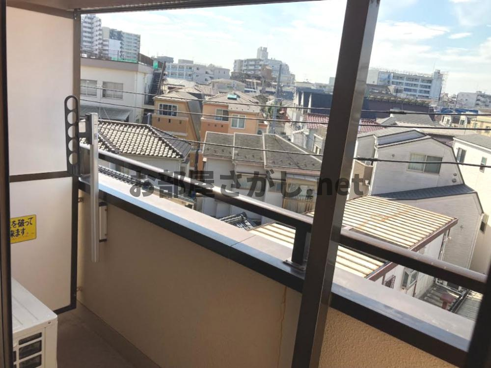 ドミール板橋本町【おとり物件なし】#板橋区 #駅近のバルコニー