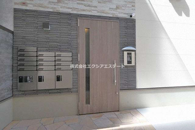 フジパレス住吉長居Ⅱ番館のエントランス