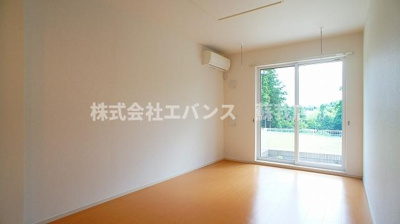 【居間・リビング】 | ヒルサイドハウス | リビングです