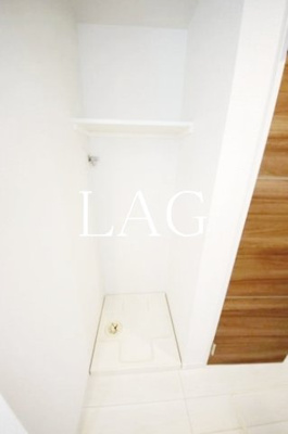 【設備】 | ＳＯＲＥＶＥ大島 | 室内洗濯機置き場です。