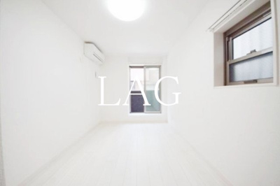 【居間・リビング】 | ＳＯＲＥＶＥ大島 | 洋室のお部屋です。