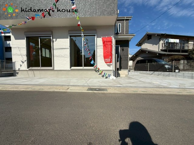 西区三橋第1期　新築戸建　ハートフルタウンJの駐車場