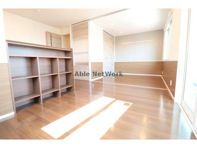 ルミウス（宮中）Bの居間・リビング|９．９帖のDK