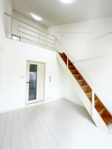 シャンテジョイフルの居間・リビング