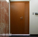 リンクハウス天王寺ビルの玄関