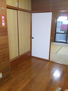 【キッチン】 | 神里アパート | ※写真と現状が異なる場合がございます