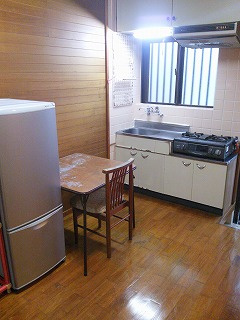 【キッチン】 | 神里アパート | ※写真と現状が異なる場合がございます