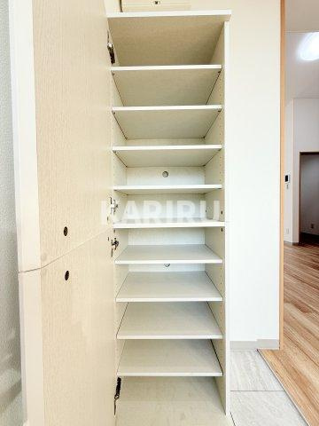 ＬＵＸ　ＳＱＵＡＲＥ　ＳＨＩＭＩＺＵの内装