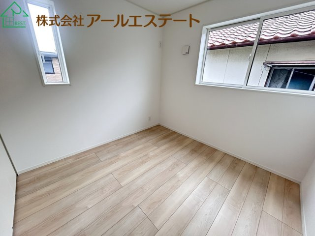 加古川市平岡町新在家 第7　　JR「東加古川駅」徒歩12分の洋室