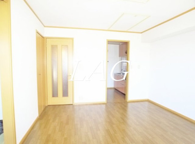 【居間・リビング】 | マリブコートみさき5 | 洋室です。