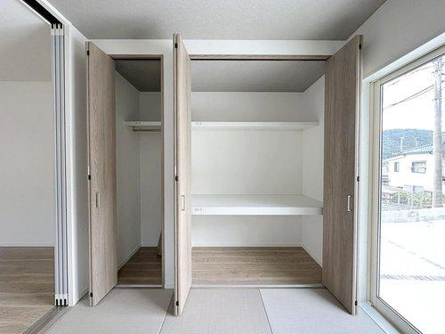 海田町国信2丁目 No.1のその他|和室収納☆
来客用のお布団やお子様のおもちゃを収納するのに便利です♪