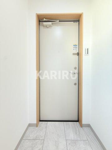 ＬＵＸ　ＳＱＵＡＲＥ　ＳＨＩＭＩＺＵの玄関