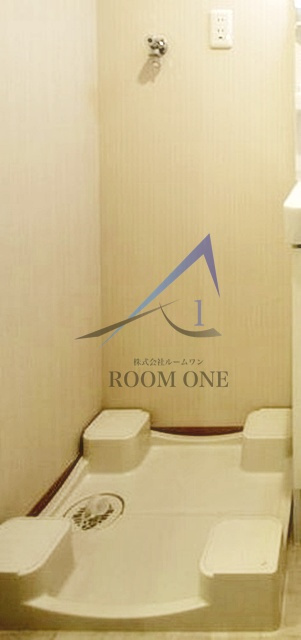 ルシールの設備|洗濯機置き場です。