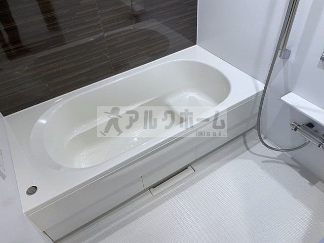 ウォーム八尾木の浴室