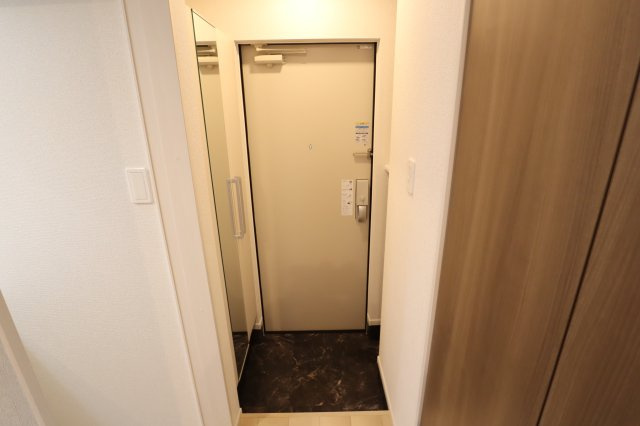 アルバーダの玄関