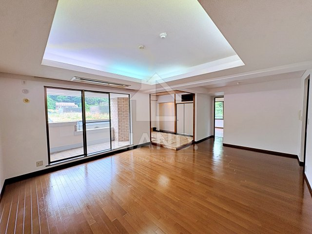 エイトバレー浄水　平尾小学校区の居間・リビング|エイトバレー浄水