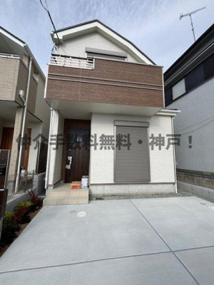 【外観】 | 神戸市垂水区千鳥が丘1丁目　新築戸建　仲介手数料無料！ | きれいな外観です