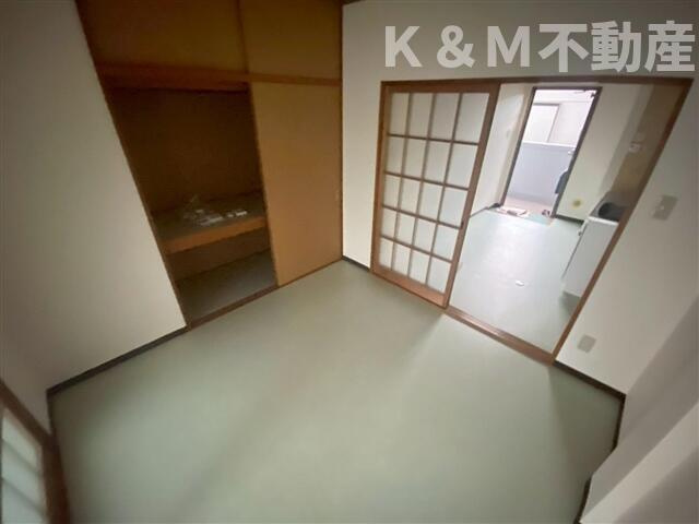 ヤマサイコーポ慈恵の和室|和室がひろがる居住スペース