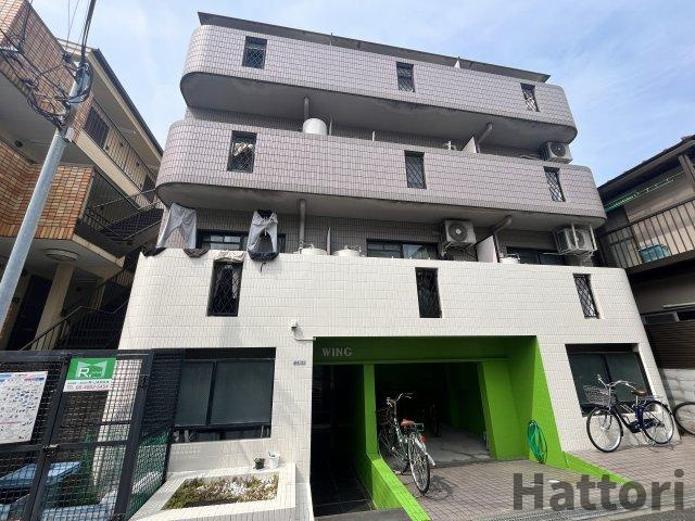 ウイングの外観