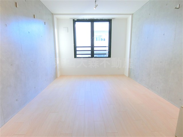 ラティエラ西蒲田の居間・リビング|洋室9.3帖