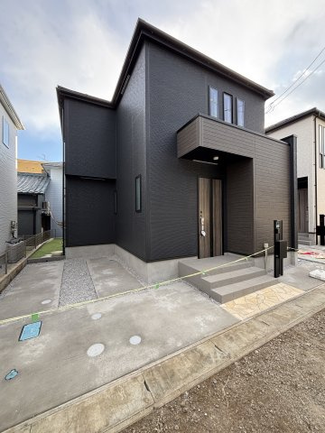 【間取り】 | あると嬉しい「収納設備」が各所に設計された3LDK＋1S♪　
お子さまのおもちゃや書類などの整理に役立つリビングに収納をご用意◎