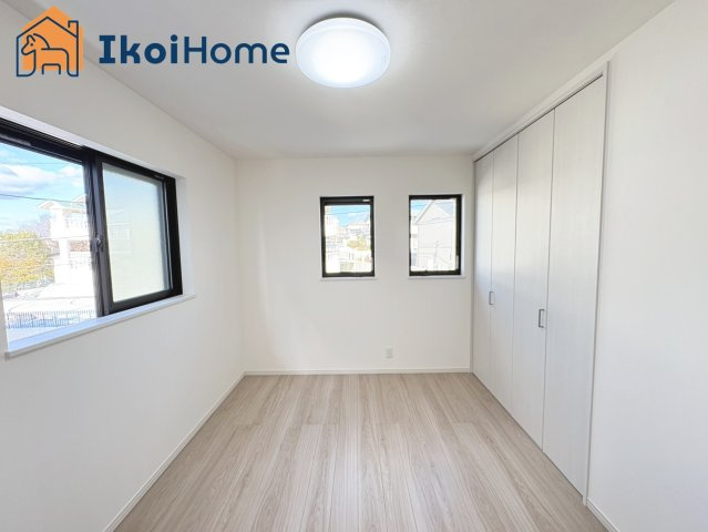 明石市魚住町錦が丘3丁目　B号棟　新築戸建の寝室|【ホームページに現地動画掲載中】●年中無休：当日予約可●通常の２倍の断熱効果！全室ペアガラス完備！