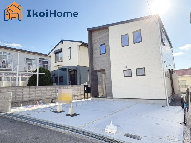 明石市魚住町錦が丘3丁目　B号棟　新築戸建の駐車場|【ホームページに現地動画掲載中】●年中無休：当日予約可●駅徒歩圏ながらお車3台駐車可能！前道も広々！