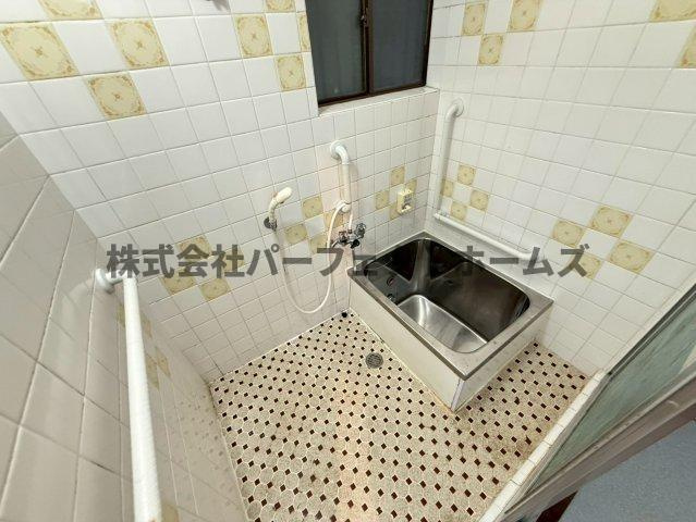 尊延寺戸建　賃貸の浴室|お風呂で日々の疲れを落としましょう