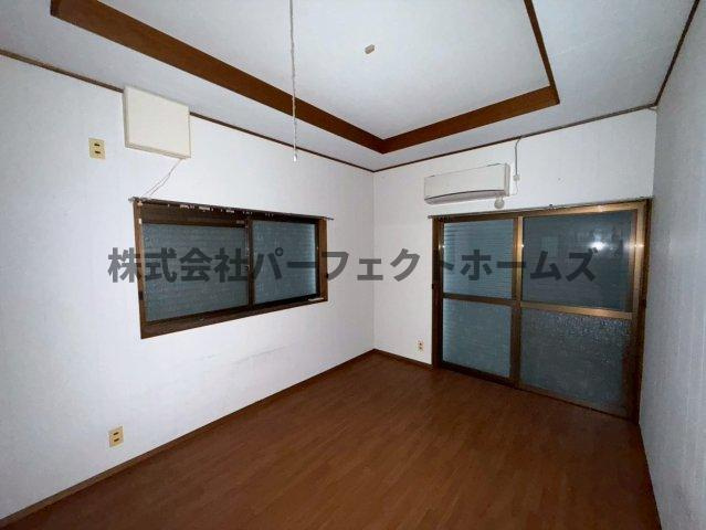 尊延寺戸建　賃貸の洋室|個人の部屋や寝室として使える洋室です