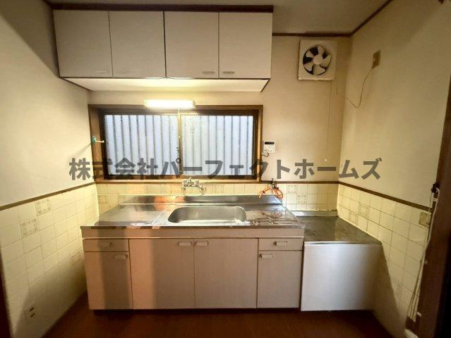 尊延寺戸建　賃貸のキッチン|キッチンでお料理をお楽しみください