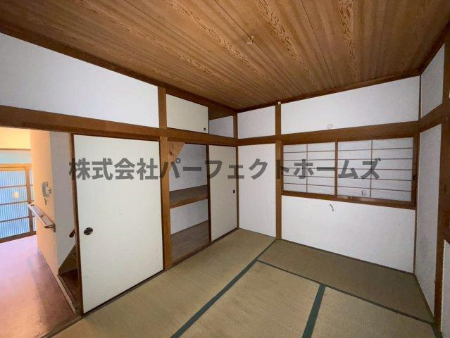 尊延寺戸建　賃貸の和室|日本らしい落ち着いた雰囲気の和室です
