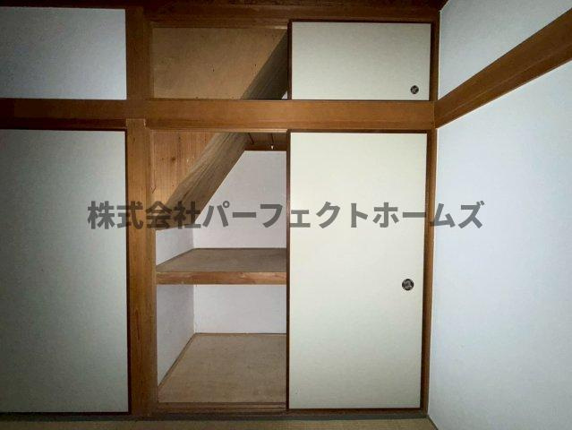 尊延寺戸建　賃貸の収納|ちょっとした収納スペースも充実しています