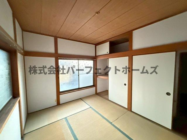 尊延寺戸建　賃貸の和室|い草の香りが落ち着く素敵な和室です