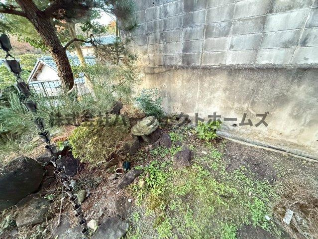 尊延寺戸建　賃貸の庭|たまにはお庭で休日を過ごしてみるのもよいかもしれません