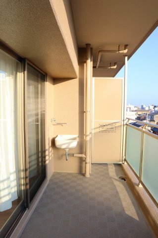 サーパス福島のバルコニー|便利なスロップシンク