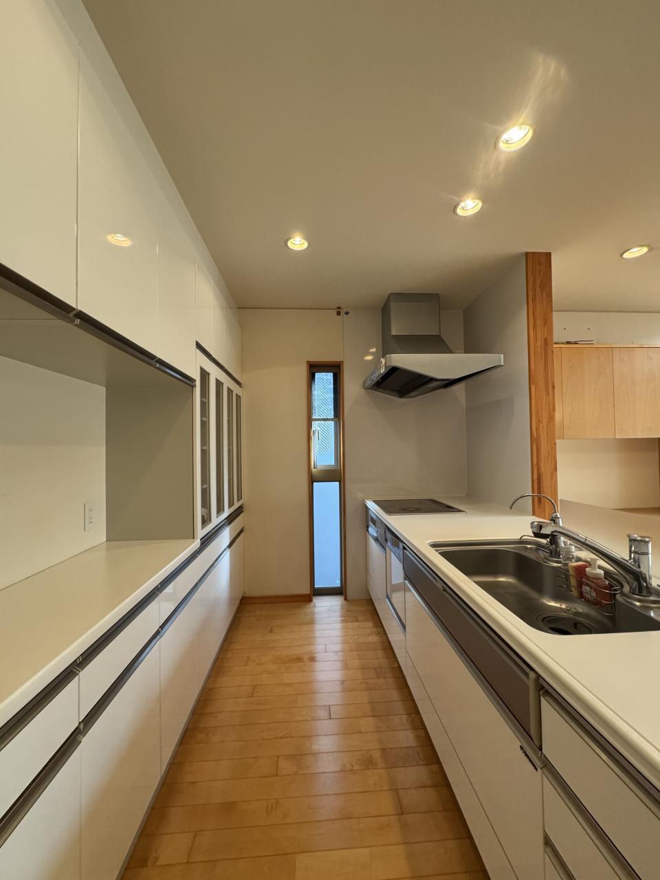 高知市百石町1丁目　中古戸建てのキッチン