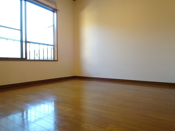 リバーサイドTKの居間・リビング