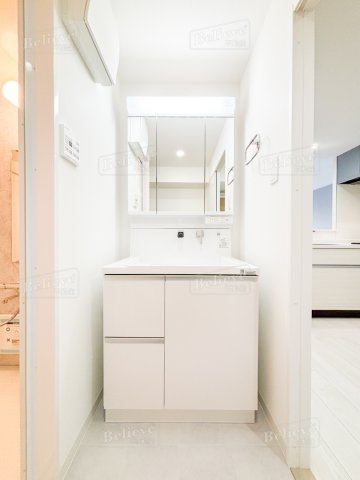 Mys Casetta Kurumeの洗面所|綺麗で明るい洗面所です☆