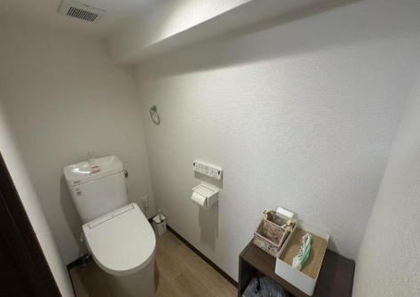 大阪市東成区中道２丁目　店舗戸建てのトイレ