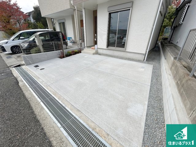 神戸市垂水区千鳥が丘　新築一戸建ての駐車場|駐車スペース！散水栓があるので、こまめに愛車を洗えます！