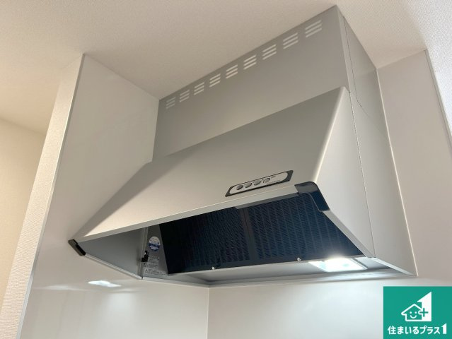 神戸市垂水区千鳥が丘　新築一戸建ての設備|汚れにくいスロットフィルタでお手入れラクラク！ＬＥＤ照明付き！