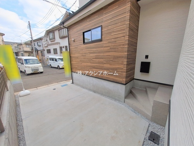 所沢市北秋津・全1棟　新築一戸建　～LDK23.3帖～の駐車場|現地写真（2026年2月13日撮影）