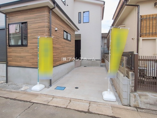所沢市北秋津・全1棟　新築一戸建　～LDK23.3帖～の駐車場|現地写真（2026年2月13日撮影）