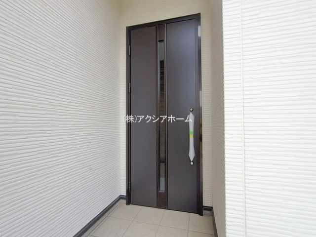 所沢市北秋津・全1棟　新築一戸建　～LDK23.3帖～の玄関|現地写真（2026年2月13日撮影）