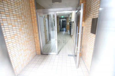 【エントランス】 | コーポイン美章園&河堀口 | エントランス