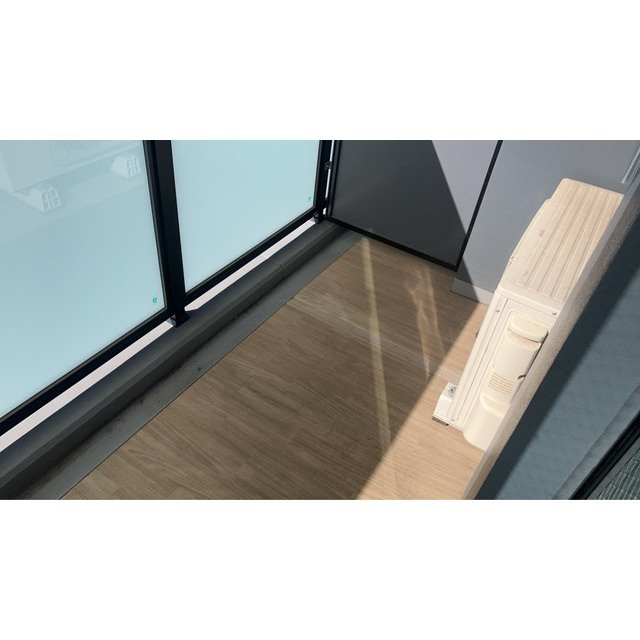 MARKS横浜戸部のバルコニー|お洗濯にも便利なバルコニー付き